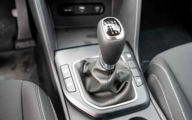Kia Sportage cena 124900 przebieg: 5, rok produkcji 2024 z Poddębice małe 562